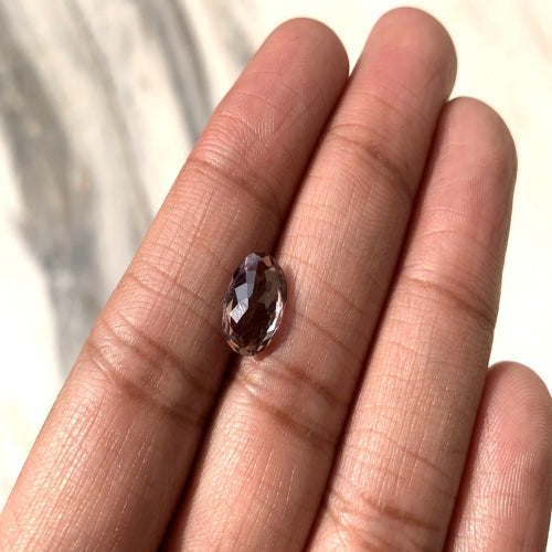 100% Natural Umba Sapphire 3.5 Carat Oval Cut Loose Gemstone for Fine Jewelry Making
