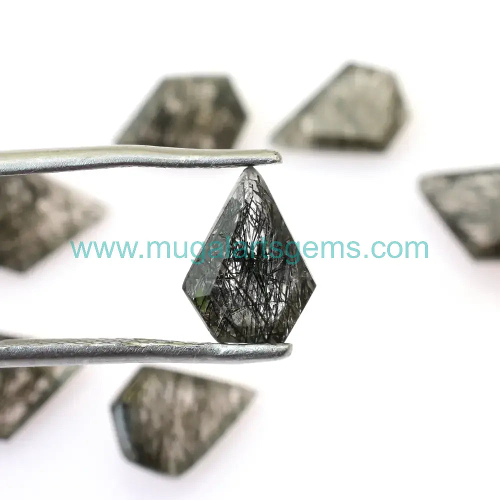 Natural Black Rutile gemstone from Brazil - Diamond Cut 8x11mm for fine jewelry
