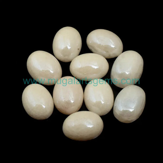 Natural Milky Quartz gemstone from Brazil - Cabs 7.5x8.5mm for fine jewelry
