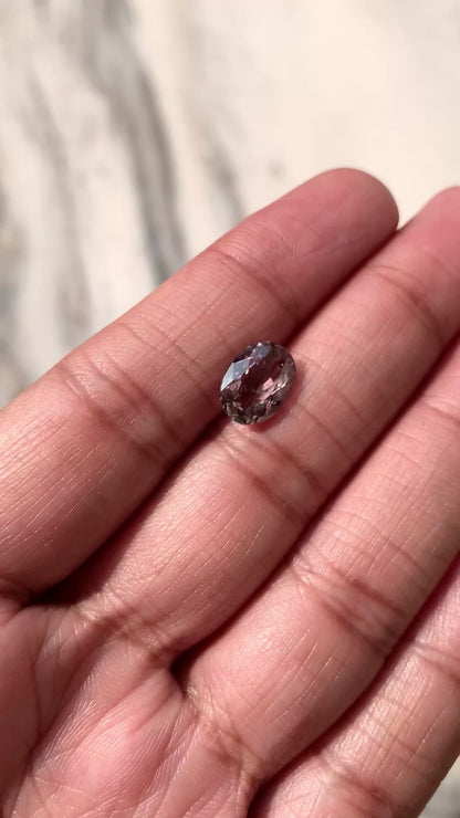 100% Natural Umba Sapphire 3.5 Carat Oval Cut Loose Gemstone for Fine Jewelry Making